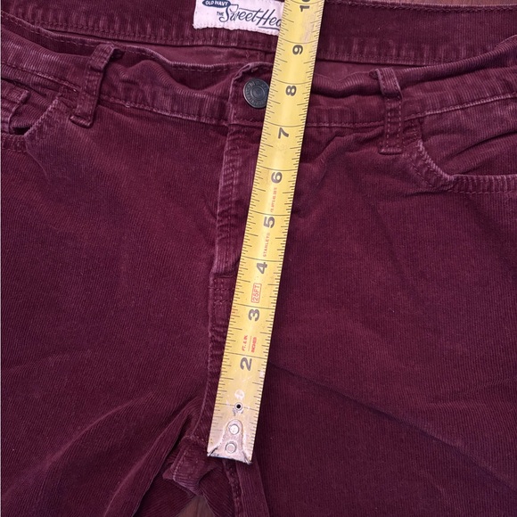 Old Navy burgundy corduroys - The Sweetheart size 8 petite, low rise, boot cut - Picture 8 of 9
